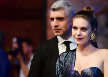 İstanbullu Gelin Serialı - Sevgi və Taleyin Rəqsi